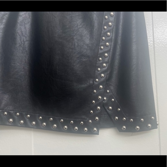Studded Vegan Leather skirt - Picture 7 of 8